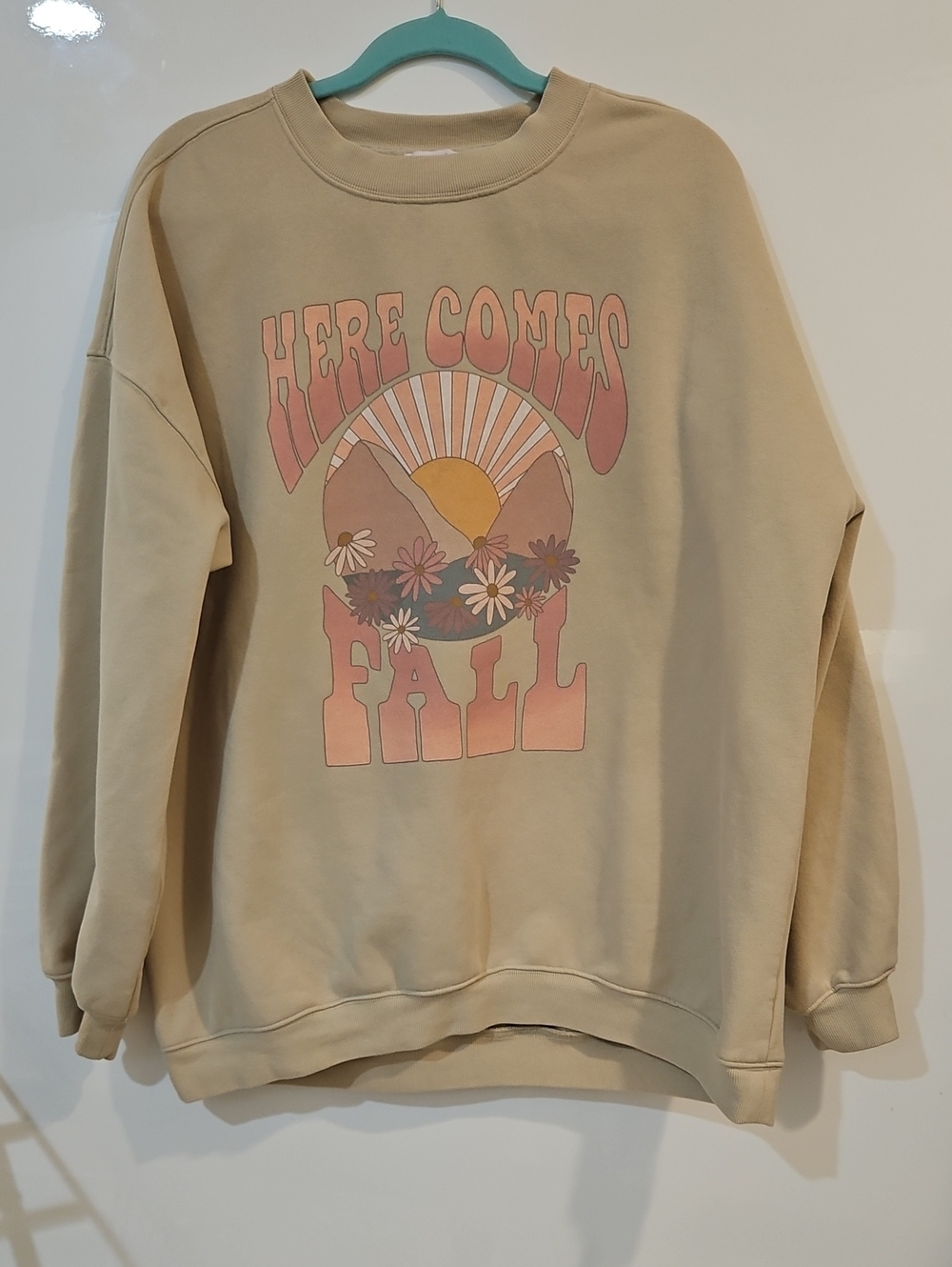 Pink Lilly "Here Comes Fall" Graphic Crewneck Sweatshirt
